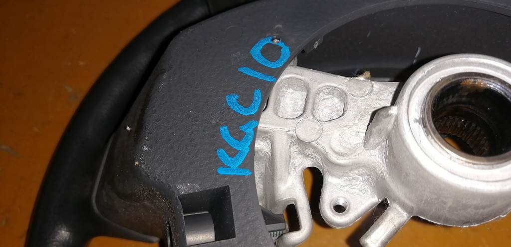 PASSO KGC10 РУЛЬ+НАКЛАДКА Toyota Passo 1