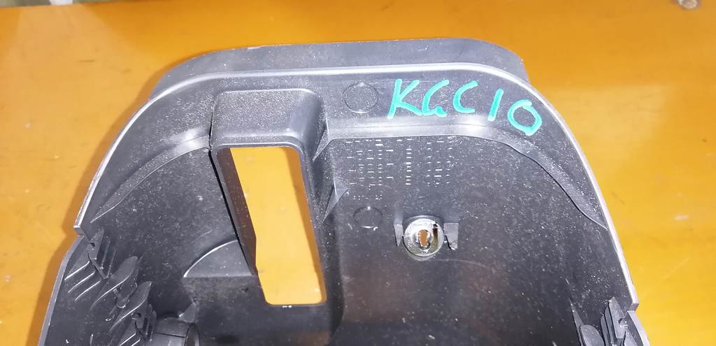 PASSO KGC10 КОЖУХ РУЛЕВОЙ КОЛОНКИ Toyota Passo 1