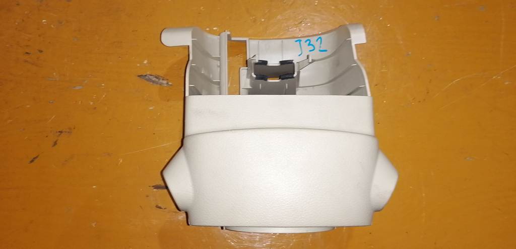 кожух рулевой колонки Nissan Teana 0