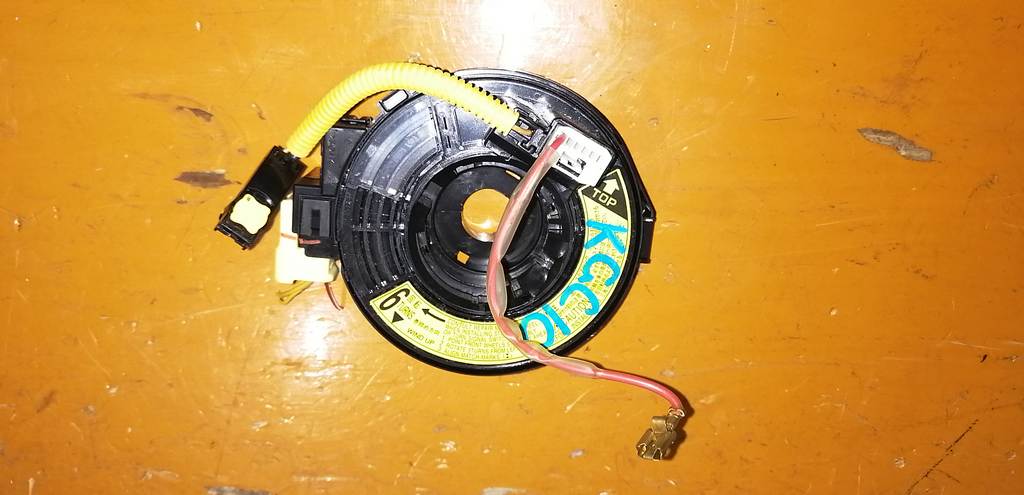 шлейф-лента руля Toyota Passo 0