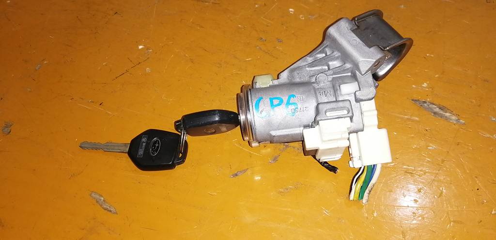 замок зажигания Subaru Impreza 0