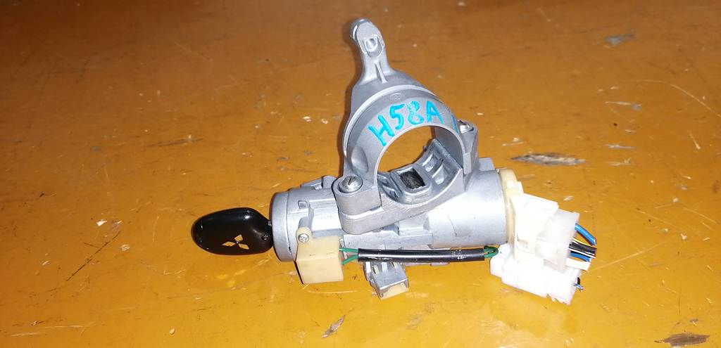 замок зажигания Mitsubishi Pajero Mini 0