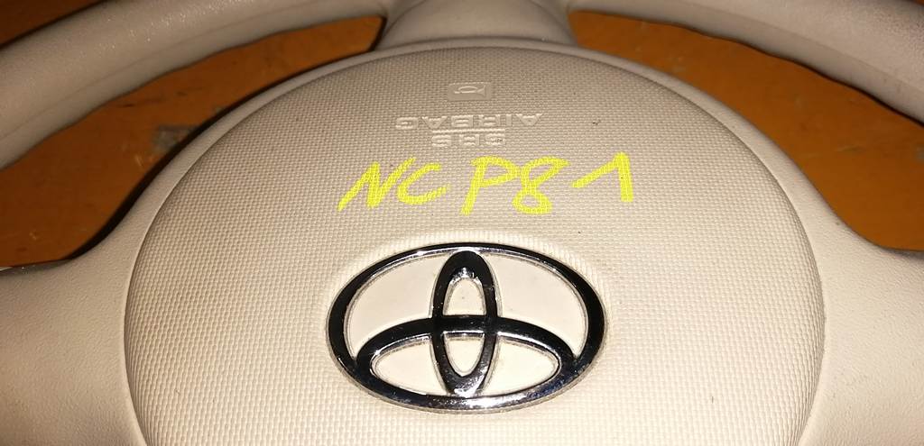 SIENTA NCP81 РУЛЬ+НАКЛАДКА Toyota Sienta 1
