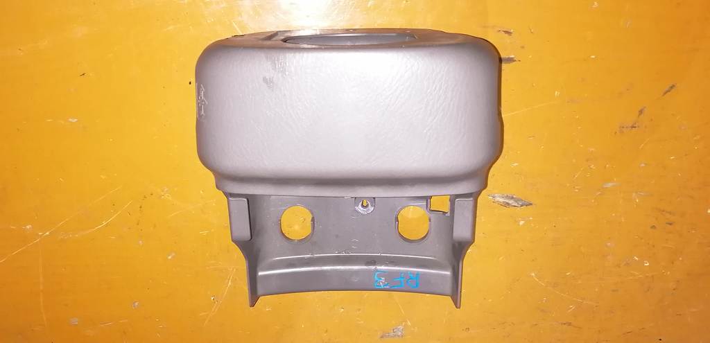 STEPWGN RF3 КОЖУХ РУЛЕВОЙ КОЛОНКИ Honda Stepwgn 1