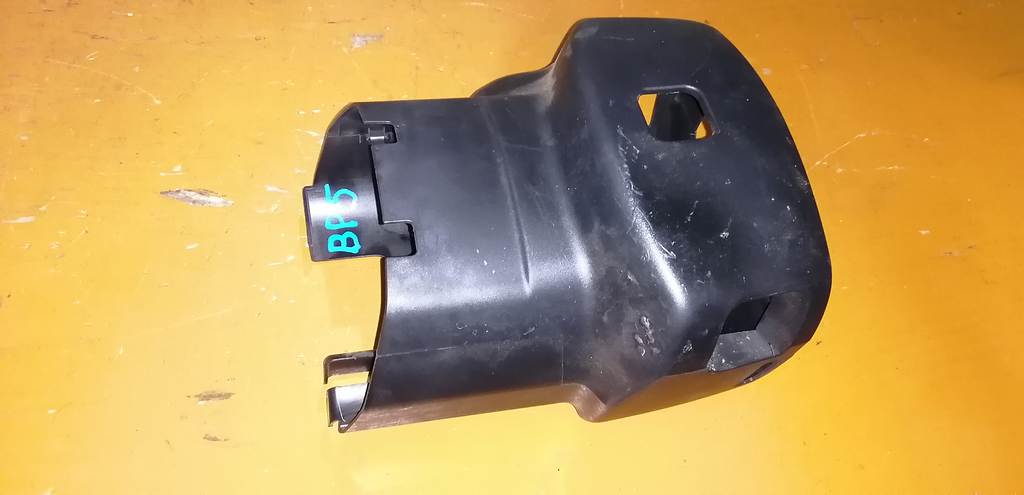 кожух рулевой колонки Subaru Legacy 0