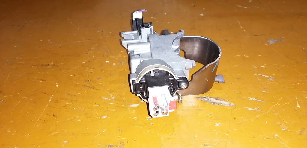 контактная группа замка зажигания Mazda Demio 0