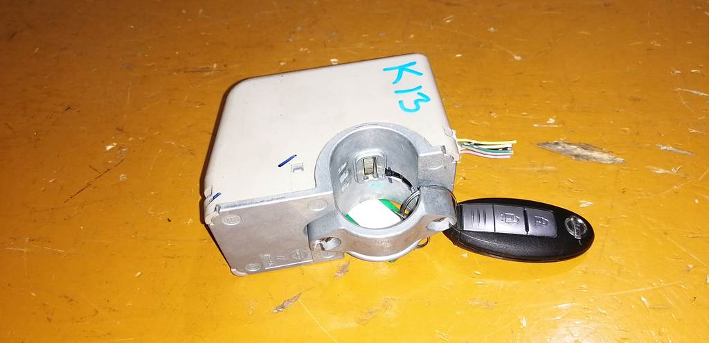 замок зажигания Nissan March 0