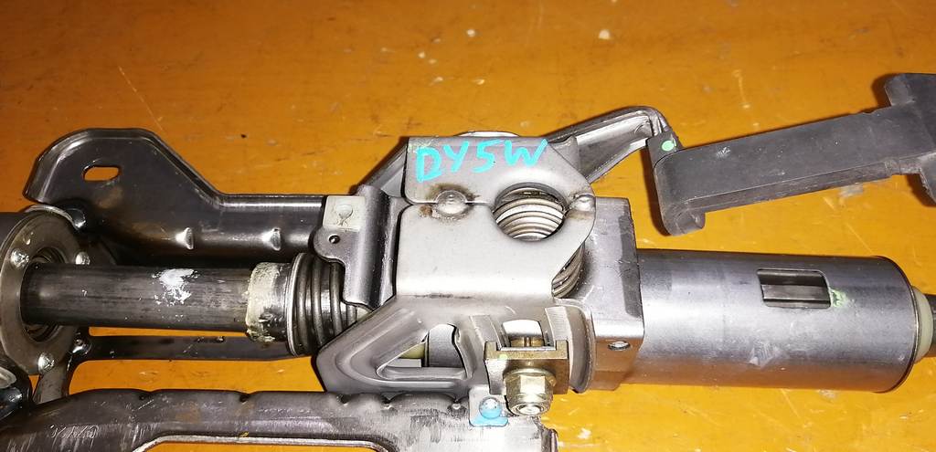 DEMIO DY5W РУЛЕВАЯ КОЛОНКА Mazda Demio 1