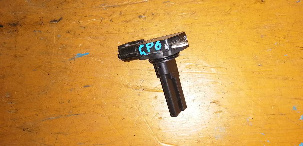 датчик расхода воздуха Subaru Impreza 0