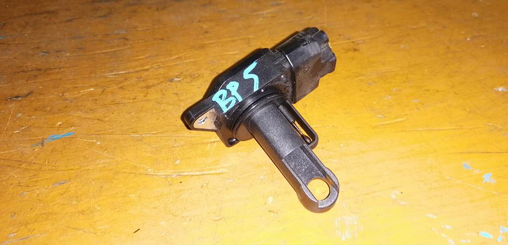 датчик расхода воздуха Subaru Legacy 0