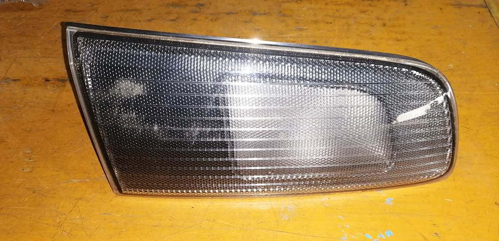 стоп-сигнал Mazda Demio 0