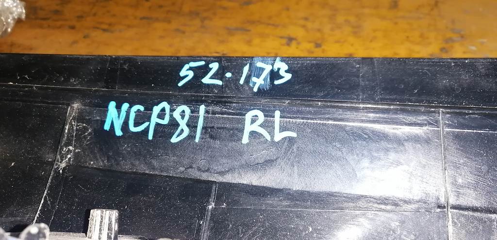 SIENTA NCP81 СТОП ЛЕВЫЙ 52-173 Toyota Sienta 1