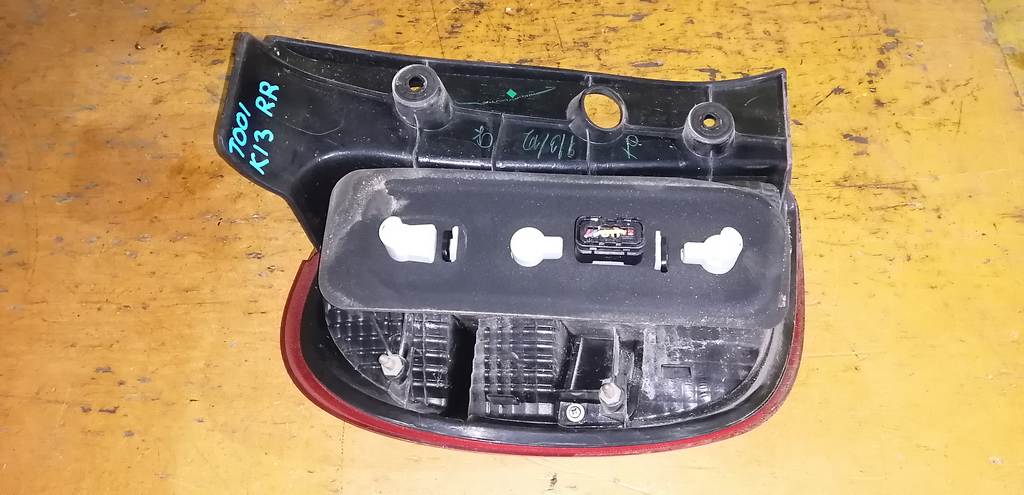 Осветительные приборы Nissan March 2