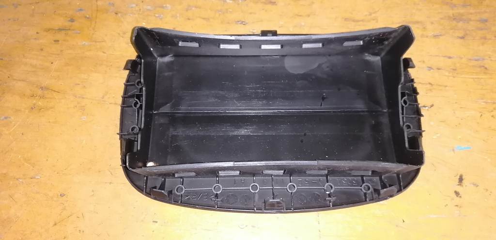 FUNCARGO NCP20 НАКЛАДКА SRS ПАССАЖИРСКАЯ Toyota Funcargo 1