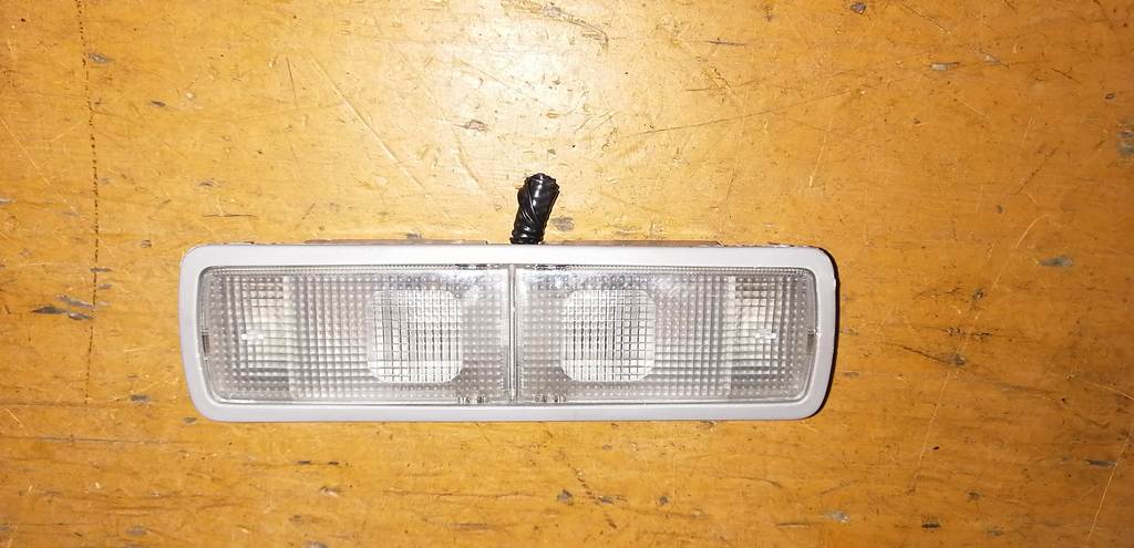 плафон салонный Honda Element 0