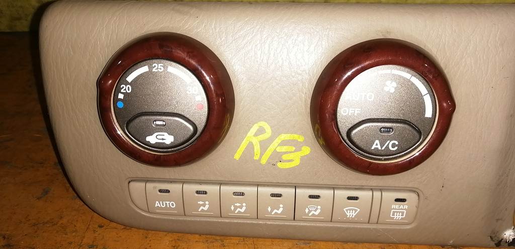 STEPWGN RF3 КЛИМАТ-КОНТРОЛЬ ДЕФЕКТ Honda Stepwgn 1