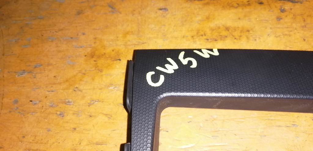 OUTLANDER CW5W КОНСОЛЬ МАГНИТОФОНА Mitsubishi Outlander 1