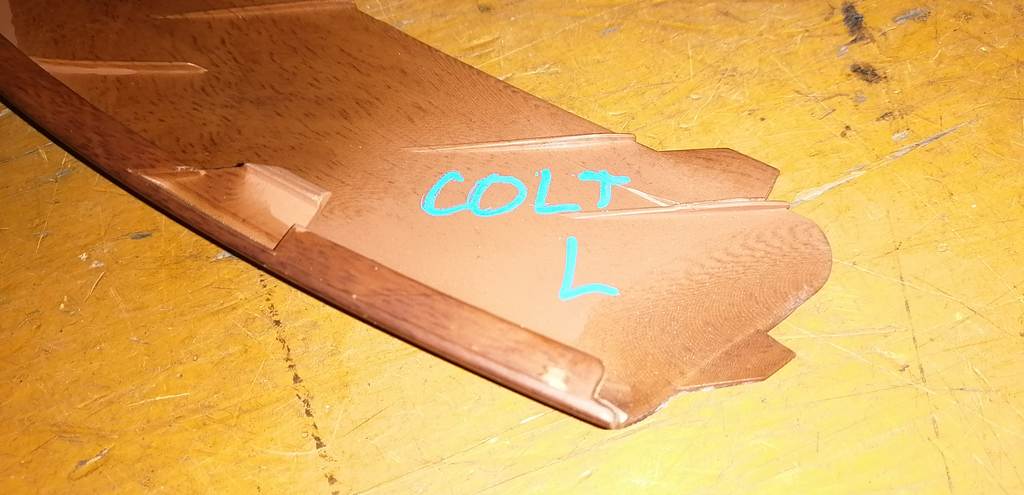 COLT Z21A КОНСОЛЬ ТОРПЕДО ЛЕВАЯ MN108651 Mitsubishi Colt 1