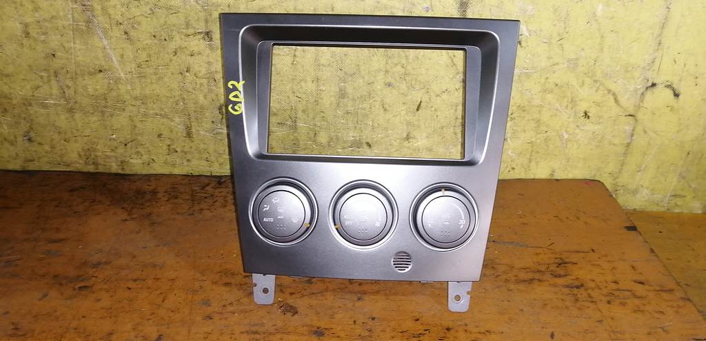 климат-контроль Subaru Impreza 0