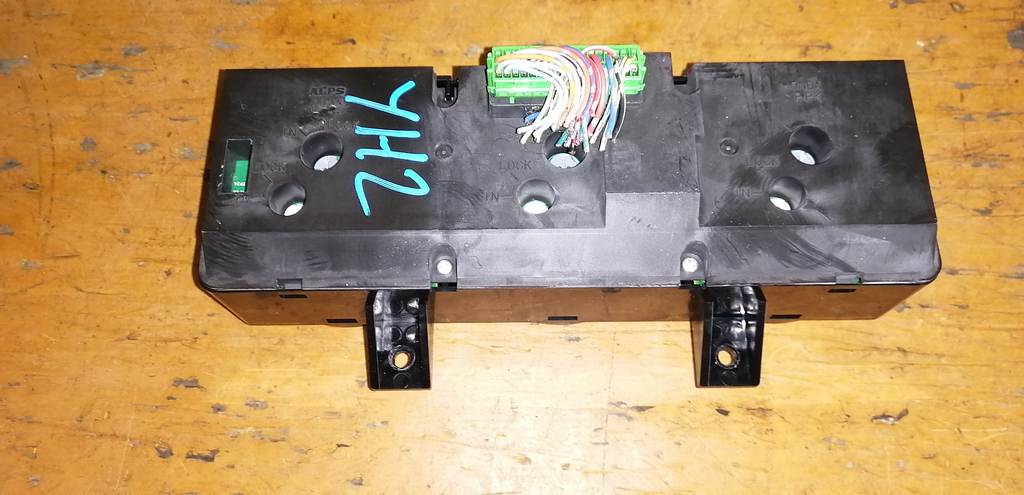 ELEMENT YH2 КЛИМАТ-КОНТРОЛЬ Honda Element 1