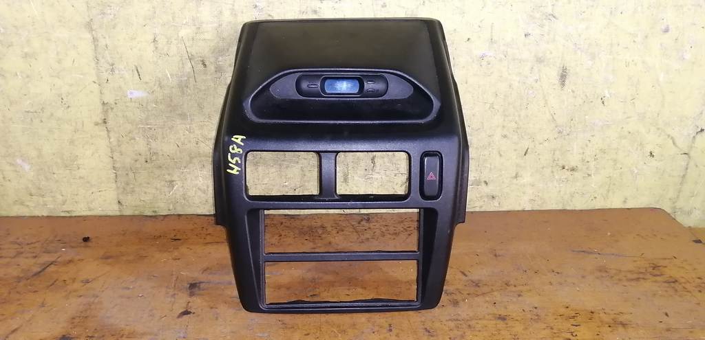 консоль магнитофона Mitsubishi Pajero Mini 0