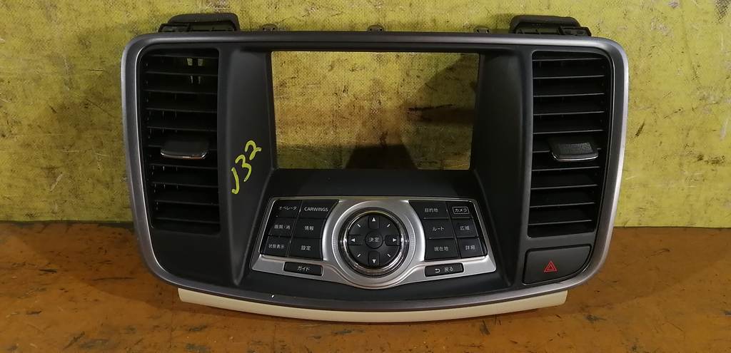 консоль магнитофона Nissan Teana 0