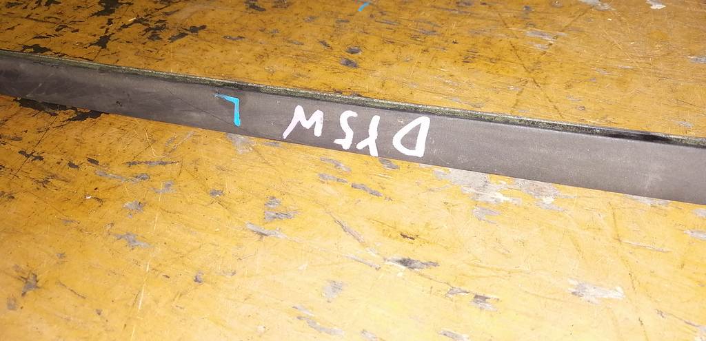 DEMIO DY5W МОЛДИНГ КРЫШИ ЛЕВЫЙ Mazda Demio 1