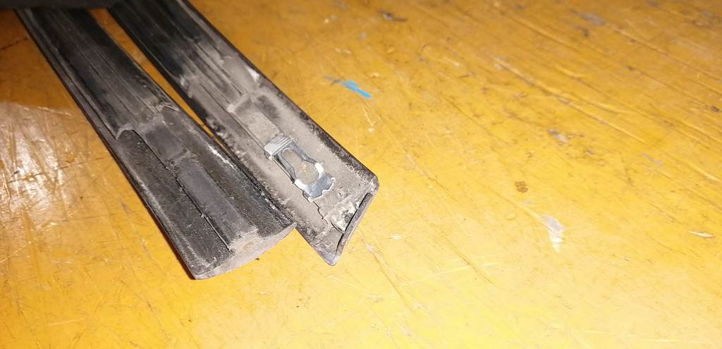 молдинг на крышу Honda Freed 3