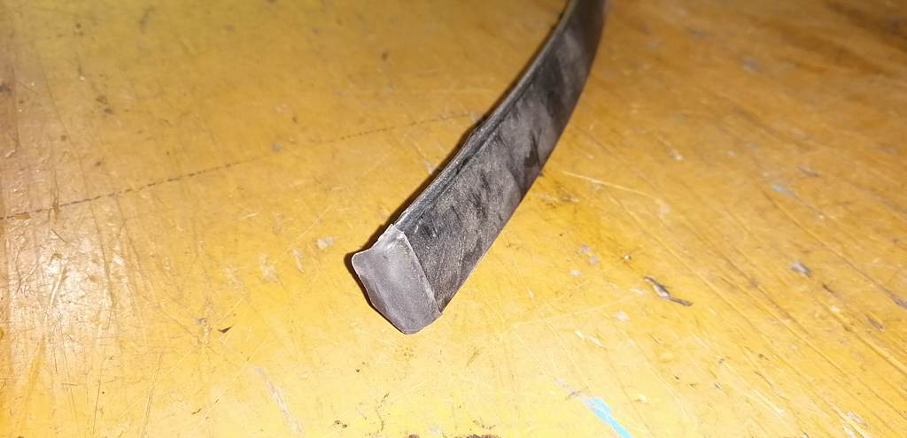 IMPREZA GH3 МОЛДИНГ КРЫШИ ПРАВЫЙ Subaru Impreza 4