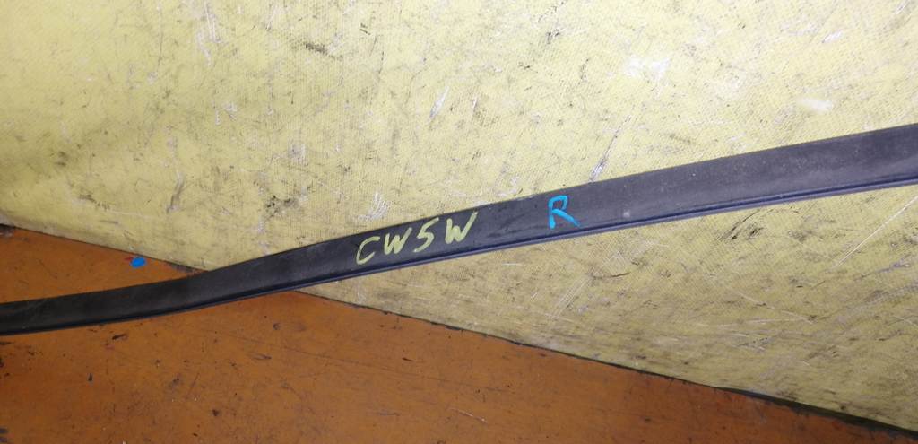 OUTLANDER CW5W МОЛДИНГ КРЫШИ ПРАВЫЙ Mitsubishi Outlander 1