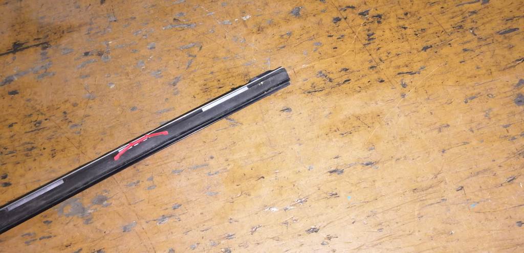 молдинг на крышу Mitsubishi Outlander 3