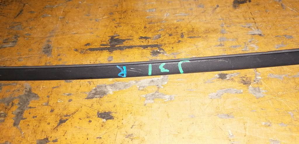 TEANA J31 МОЛДИНГ НА КРЫШУ ПРАВЫЙ Nissan Teana 1