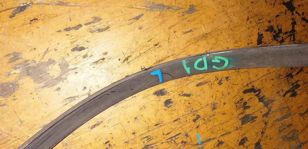 FIT GD1 МОЛДИНГ НА КРЫШУ ЛЕВЫЙ Honda Fit 1