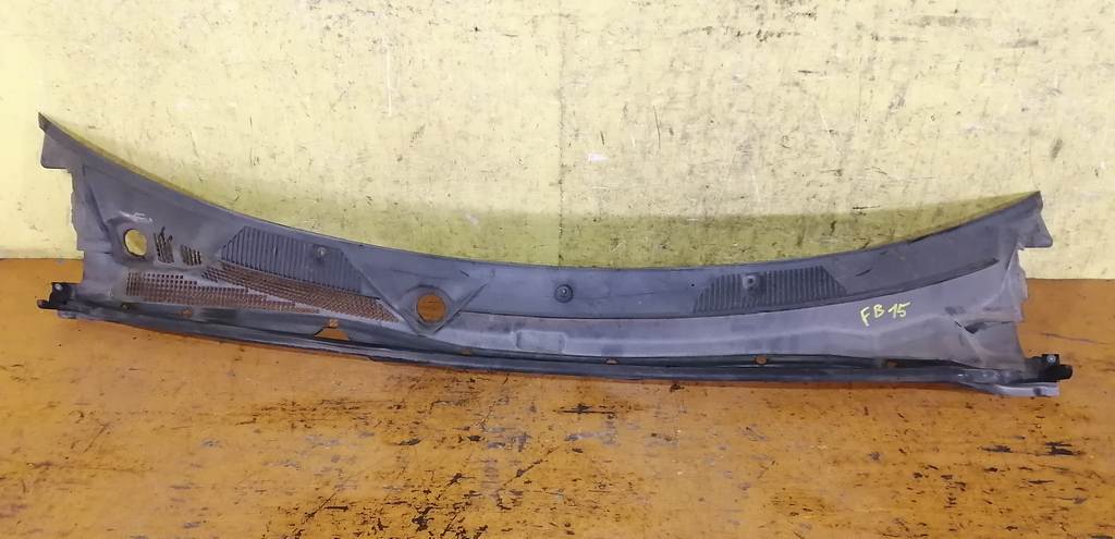 жабо Nissan Sunny 0