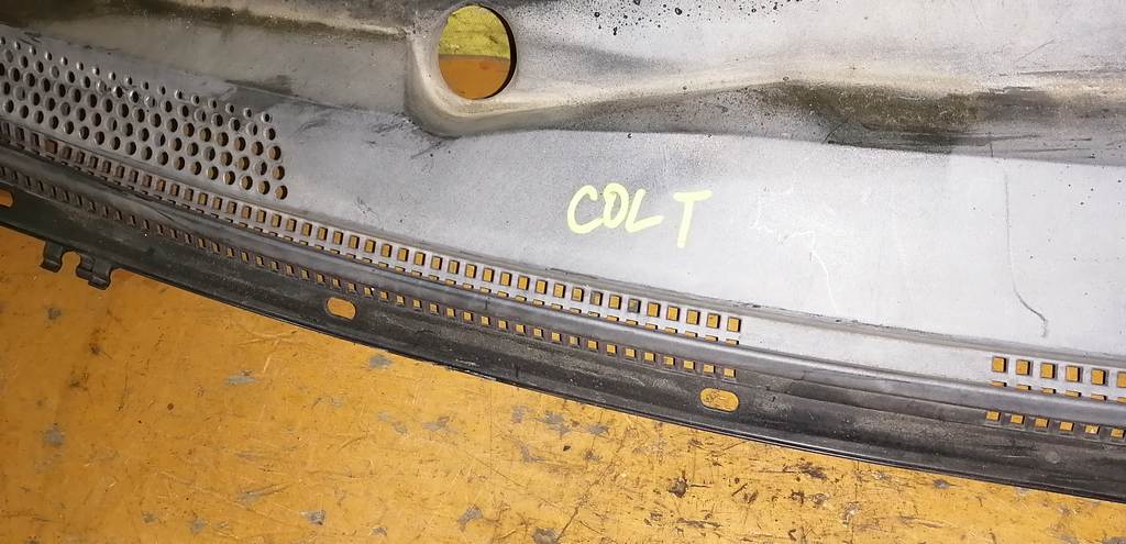 COLT Z21A ЖАБО Mitsubishi Colt 1