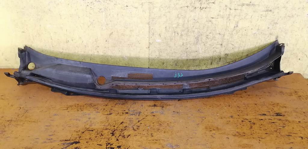 жабо Nissan Teana 0