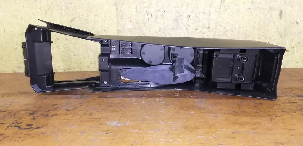 IMPREZA GD2 КОНСОЛЬ МЕЖДУ СИДЕНИЙ Subaru Impreza 4