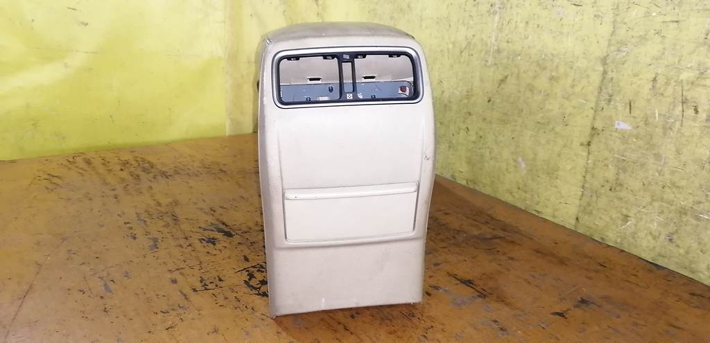 консоль между сидений Nissan Teana 3