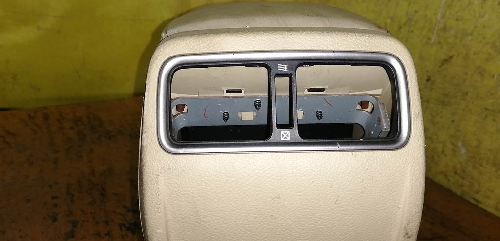 TEANA J32 КОНСОЛЬ МЕЖДУ СИДЕНИЙ Nissan Teana 4