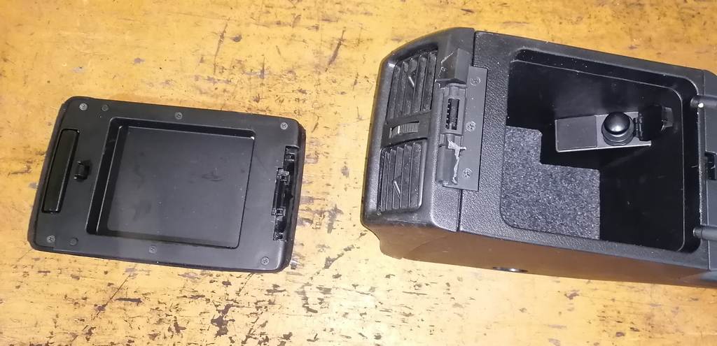 консоль между сидений Subaru Legacy 3