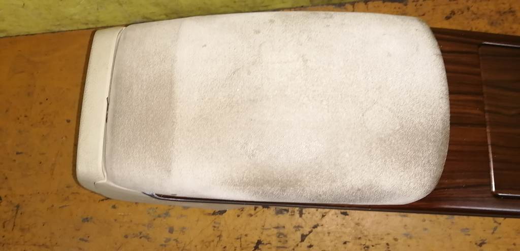 консоль между сидений Nissan Teana 3