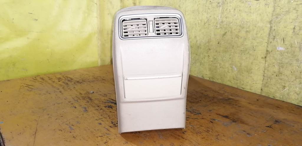 TEANA J32 КОНСОЛЬ МЕЖДУ СИДЕНИЙ Nissan Teana 4