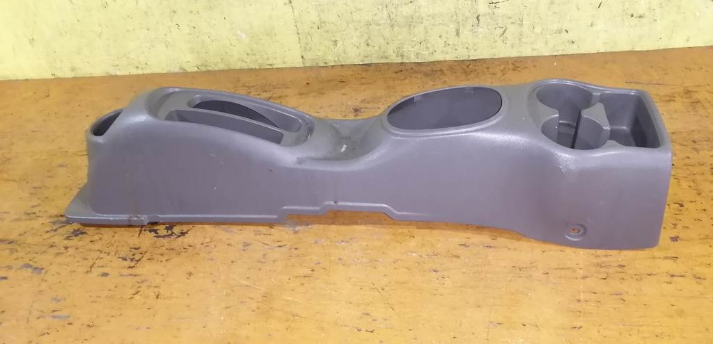 консоль между сидений Nissan March 0