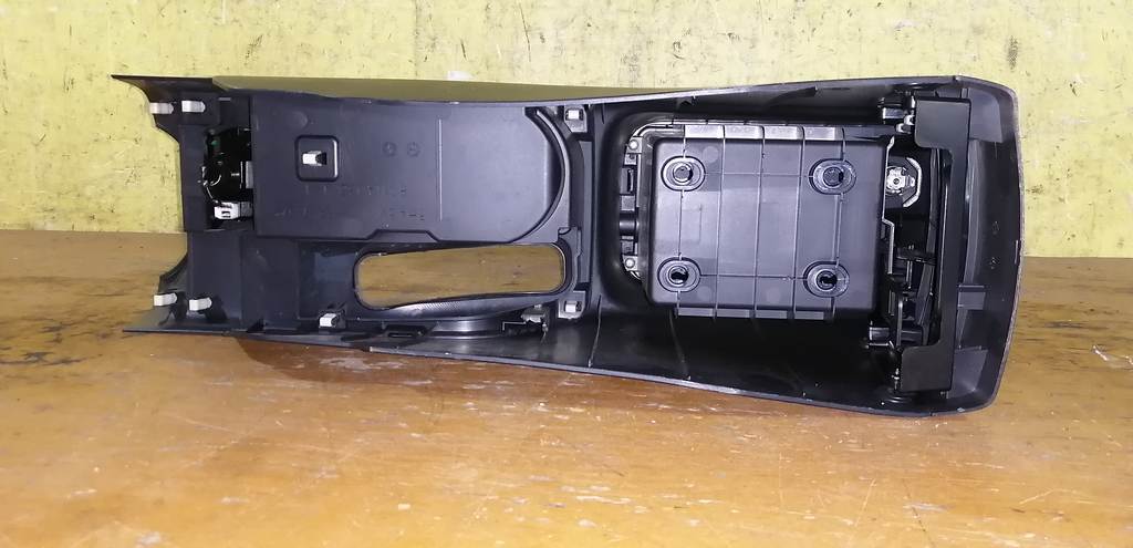 Салон Mitsubishi Outlander 5