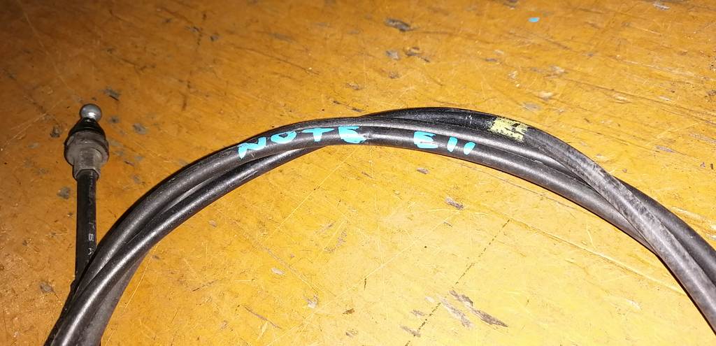 NOTE E11 ТРОС КАПОТА Nissan Note 1