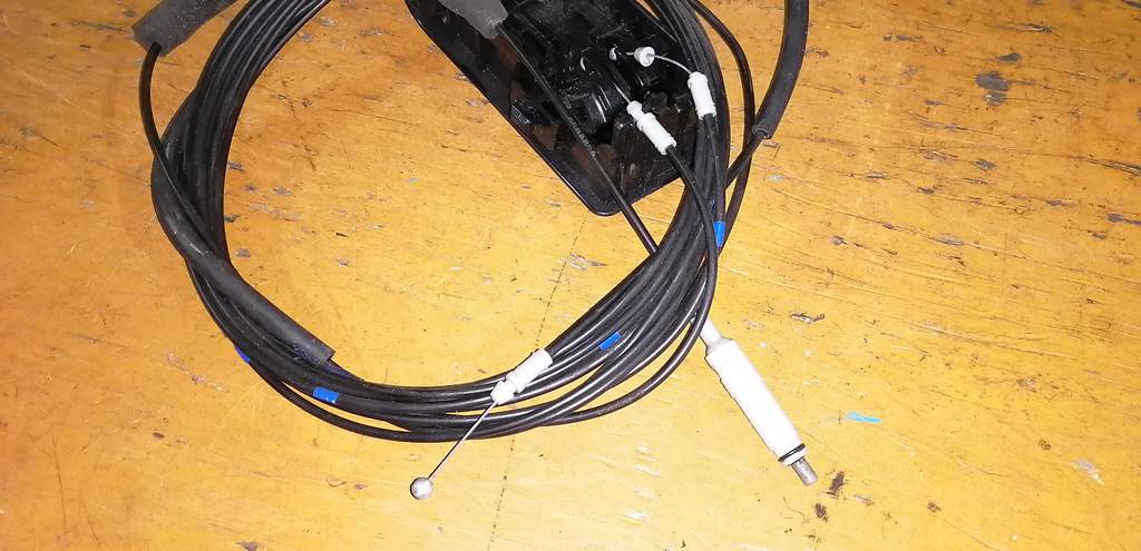 CAMRY ACV40 ТРОС ЛЮЧКА БЕНЗОБАКА+БАГАЖНИКА ДЕФЕКТ Toyota Camry 1