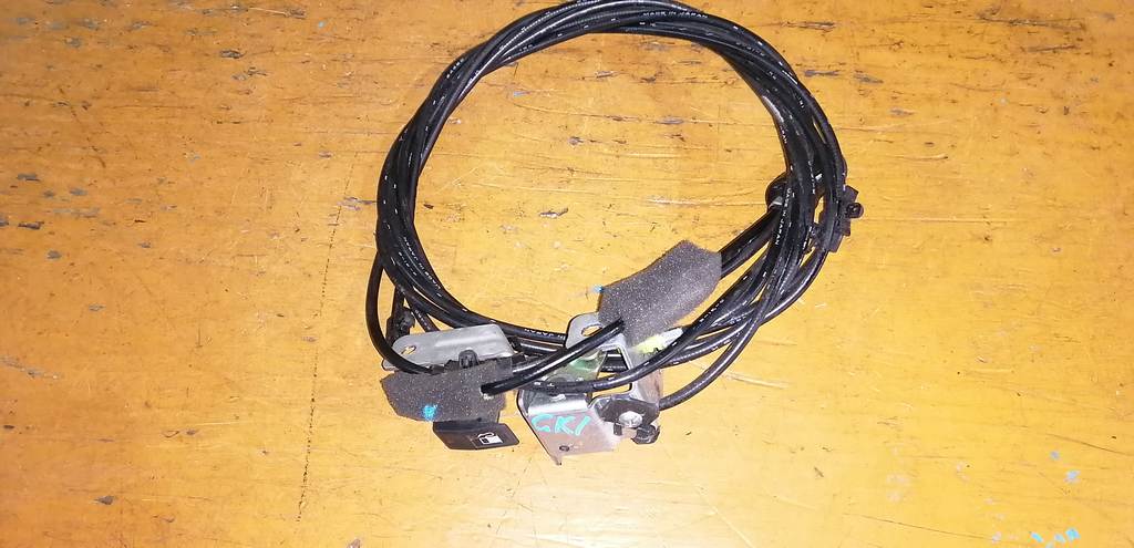 тросик лючка бака Honda Mobilio Spike 0