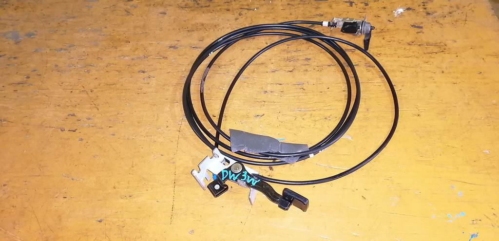 тросик лючка бака Mazda Demio 0