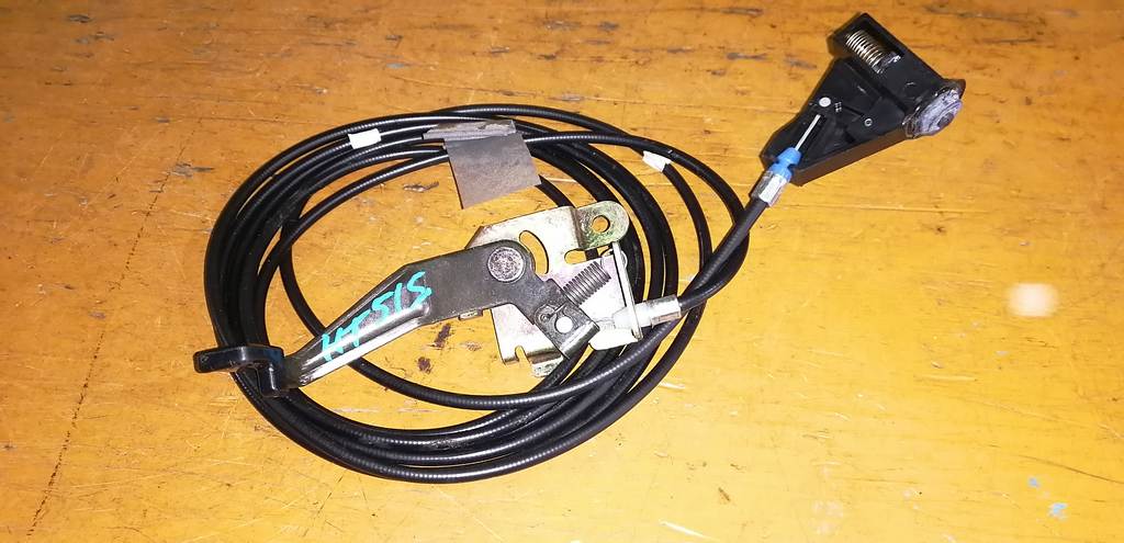 тросик лючка бака Suzuki Swift 0