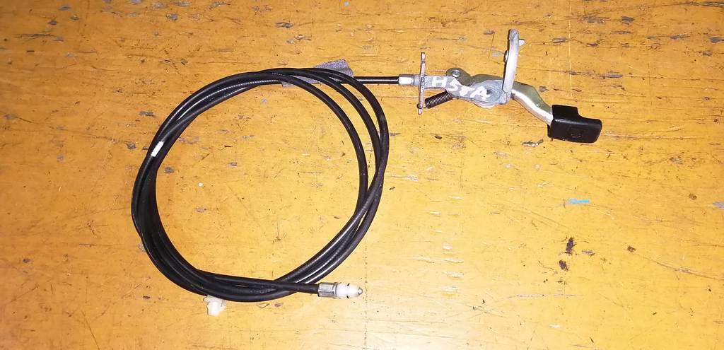 тросик лючка бака Mitsubishi Pajero Mini 0